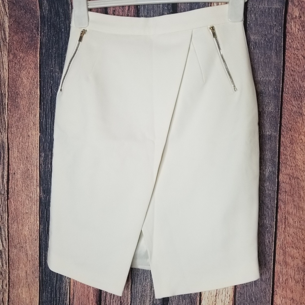 H&M White Crisscross Pencil Skirt with Zippers